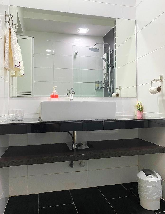 Amadel Residence 爱媄德民宿 1314 Malakka Dış mekan fotoğraf